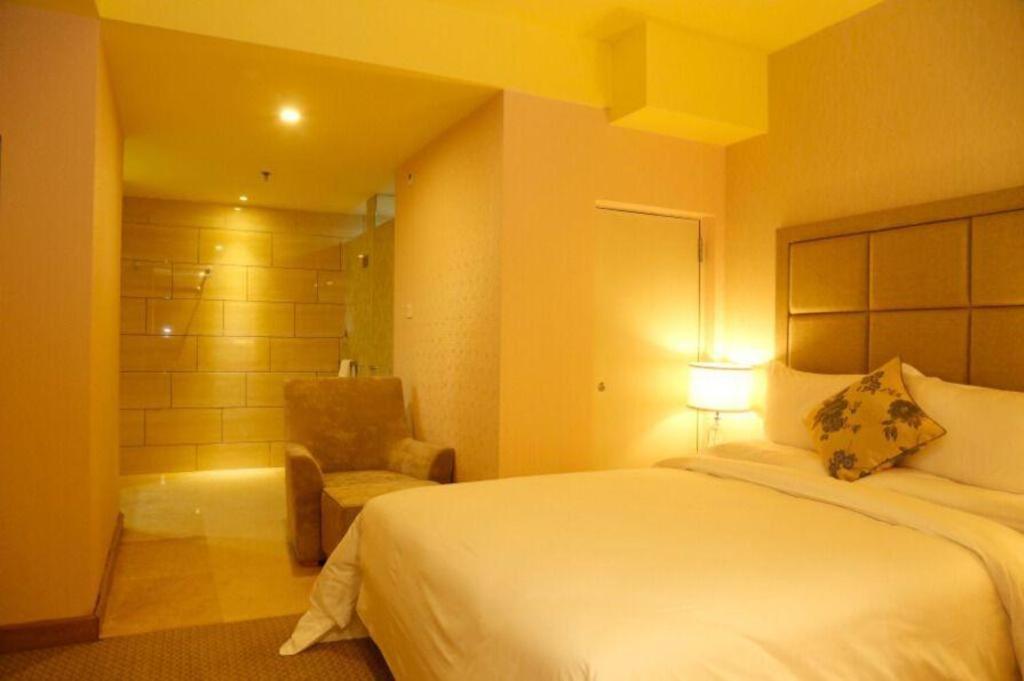 Boke Boutique Hotel Shenzhen Longgang Exterior photo